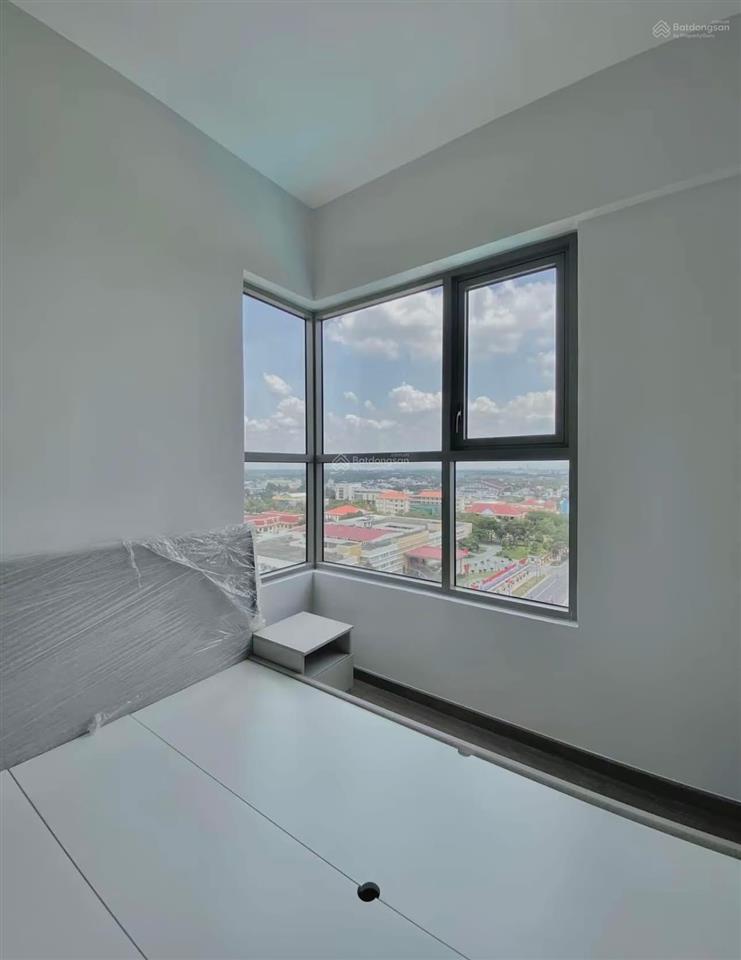 Bán ngay cc westgate 3pn 2wc (113 m2)  giá 4,25 tỷ  tầng cao view đẹp