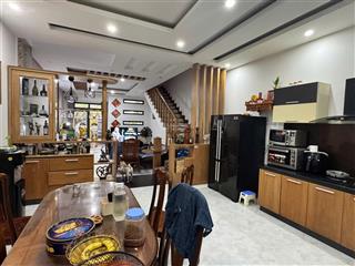 Chính chủ bán nhà đẹp phước long a  95m2, ngang 5m  3pn master khép kín sổ hồng