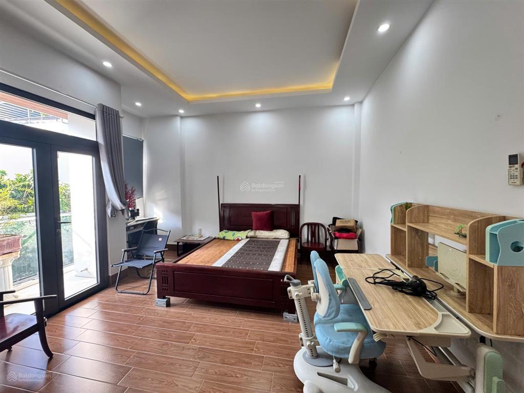 Chính chủ bán nhà đẹp phước long a  95m2, ngang 5m  3pn master khép kín sổ hồng