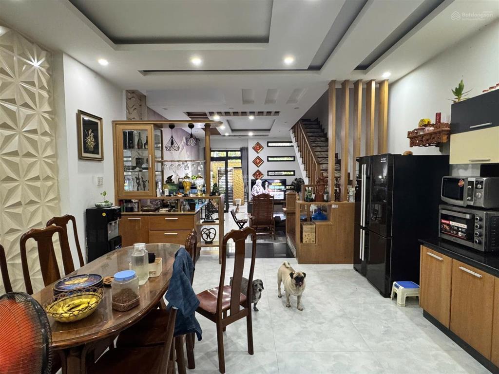 Chính chủ bán nhà đẹp phước long a  95m2, ngang 5m  3pn master khép kín sổ hồng