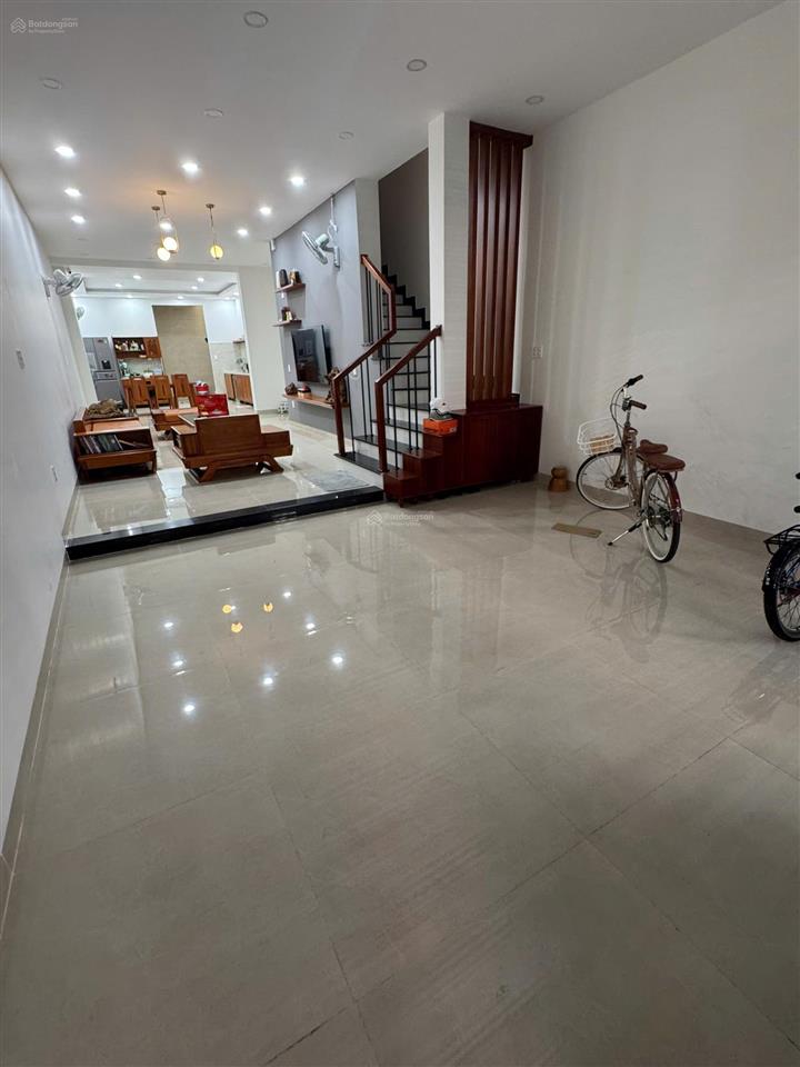 Hàng hiếm phan vinh nhà 2 tầng 97,5m2 gỗ gõ đỏ nguyên tấm gần biển