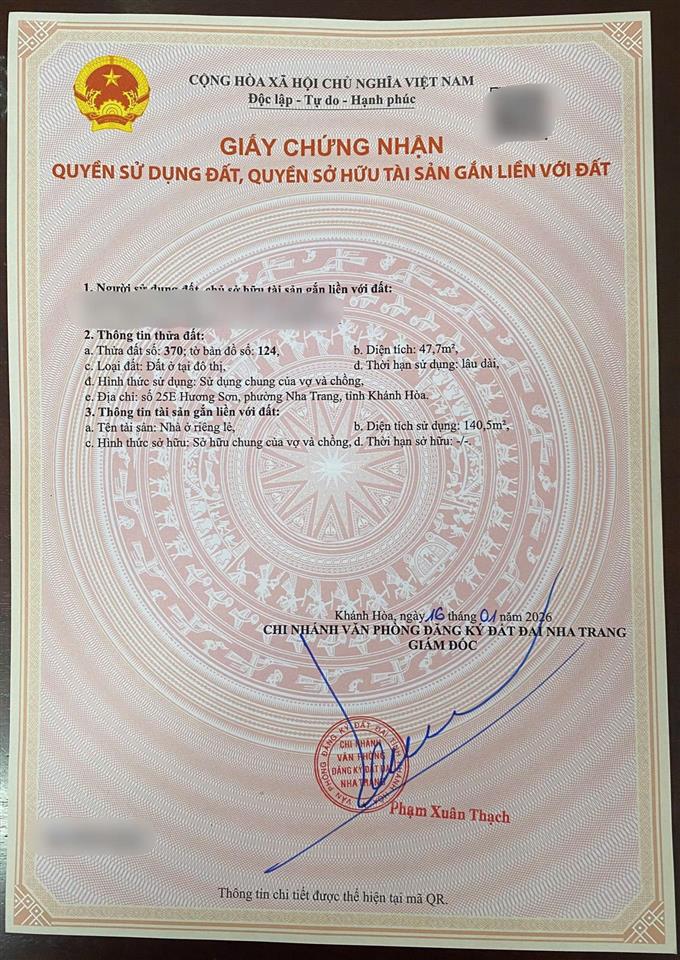 Bán nhà mặt phố 4 tầng nha trang thiết kế hiện đại có thang máy hướng tây nam 14.6 tỷ thương lượng.