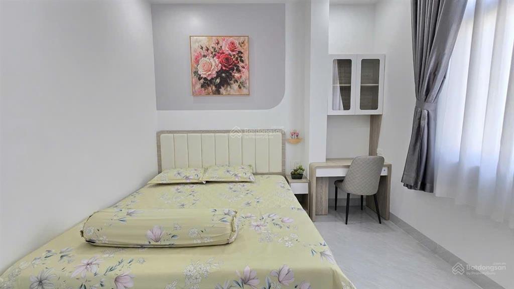 Bán nhà mặt phố 4 tầng nha trang thiết kế hiện đại có thang máy hướng tây nam 14.6 tỷ thương lượng.