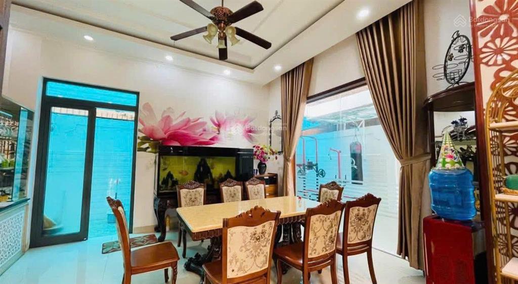 Dinh thự dành cho gia đình đa thế hệ biệt thự thang máy kdt hud phước long a 240m2 sổ chuẩn.