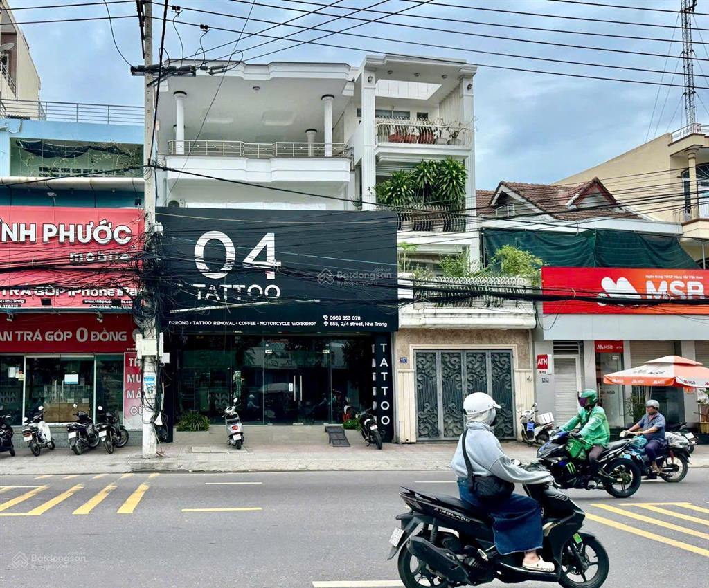 Siêu phẩm mặt tiền 2/4 nha trang ngang 7,4m bề thế dòng tiền nóng 35tr/tháng