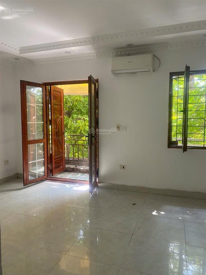 Chính chủ cho thuê nhà mặt phố sa đôi, đại mỗ 90m2 x 4 tầng, mặt tiền 6m, vị trí đắc địa kinh doanh
