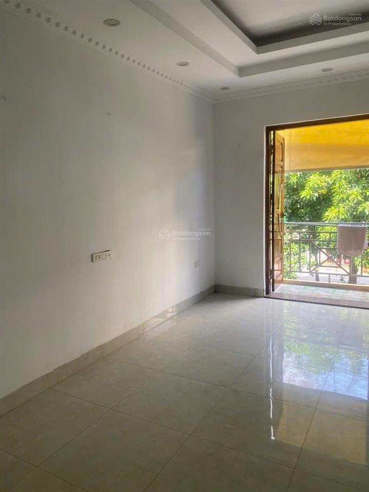 Chính chủ cho thuê nhà mặt phố sa đôi, đại mỗ 90m2 x 4 tầng, mặt tiền 6m, vị trí đắc địa kinh doanh