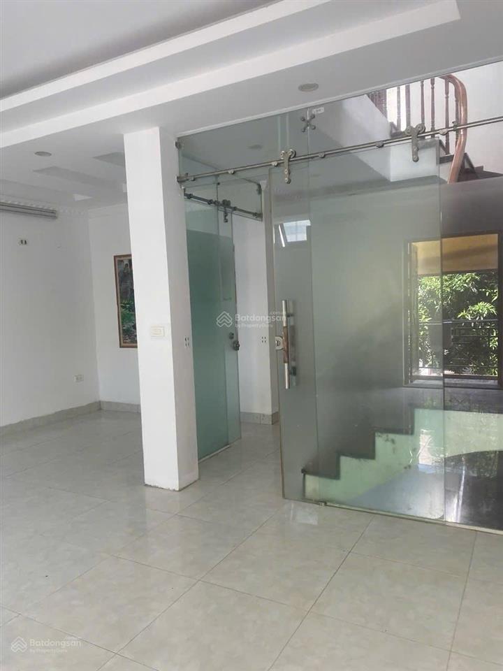 Chính chủ cho thuê nhà mặt phố sa đôi, đại mỗ 90m2 x 4 tầng, mặt tiền 6m, vị trí đắc địa kinh doanh