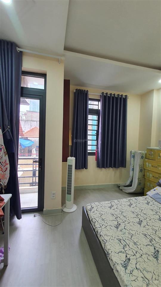 Hiếm q.1, nhà 5 tầng, ngang 4m, sát grand manhattan, giá tốt