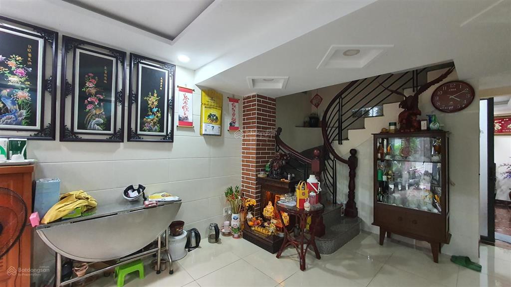 Hiếm q.1, nhà 5 tầng, ngang 4m, sát grand manhattan, giá tốt