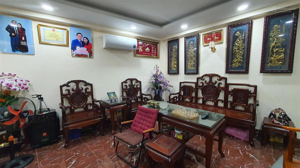 Hiếm q.1, nhà 5 tầng, ngang 4m, sát grand manhattan, giá tốt