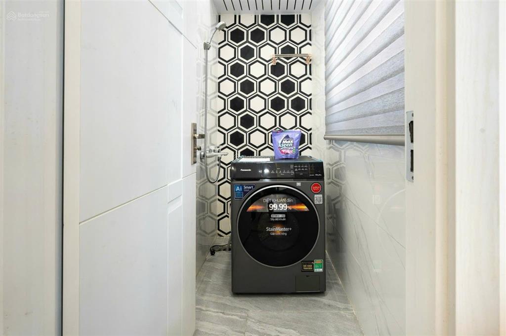 Nhà đẹp 4 tầng, hxh nguyễn thị minh khai, cho thuê air bnb 100tr/tháng