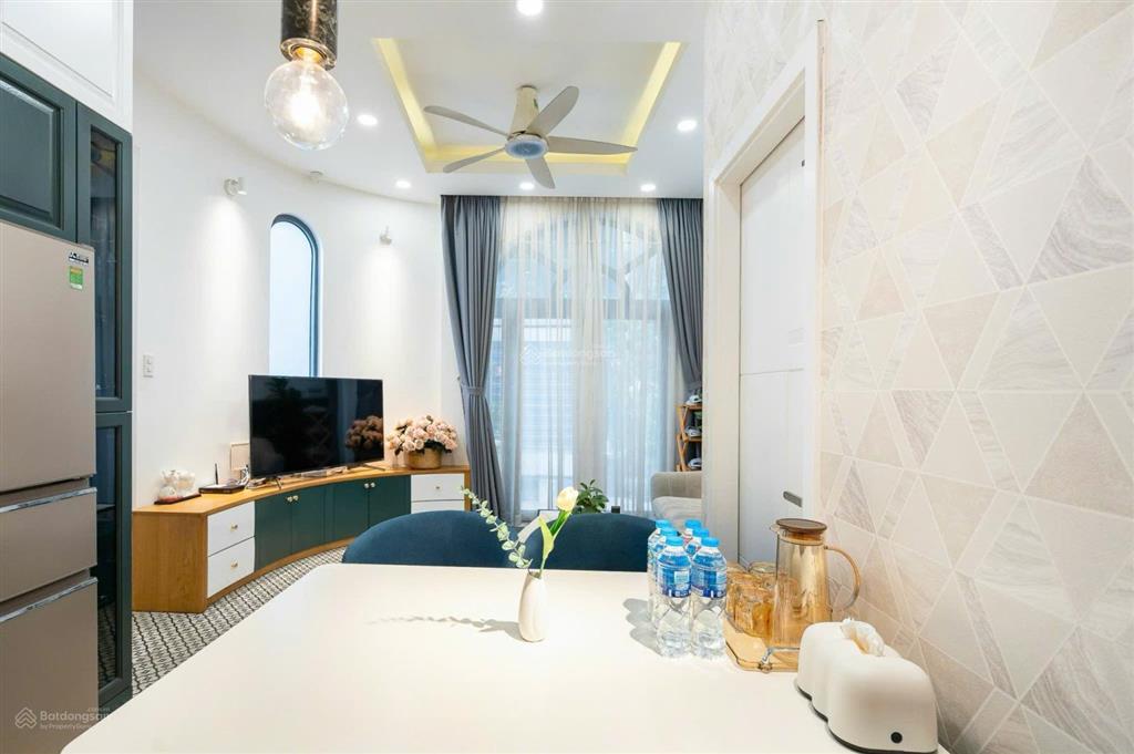 Nhà đẹp 4 tầng, hxh nguyễn thị minh khai, cho thuê air bnb 100tr/tháng
