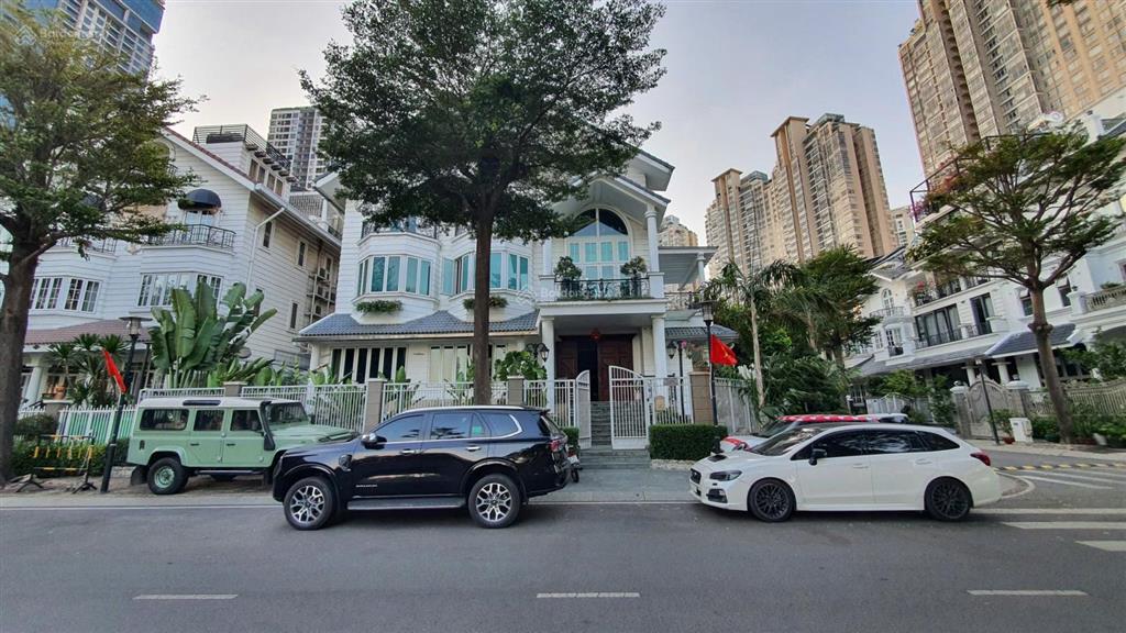 Biệt thự vip saigon pearl, dt 357 m2 (17x21), đẳng cấp thượng lưu,