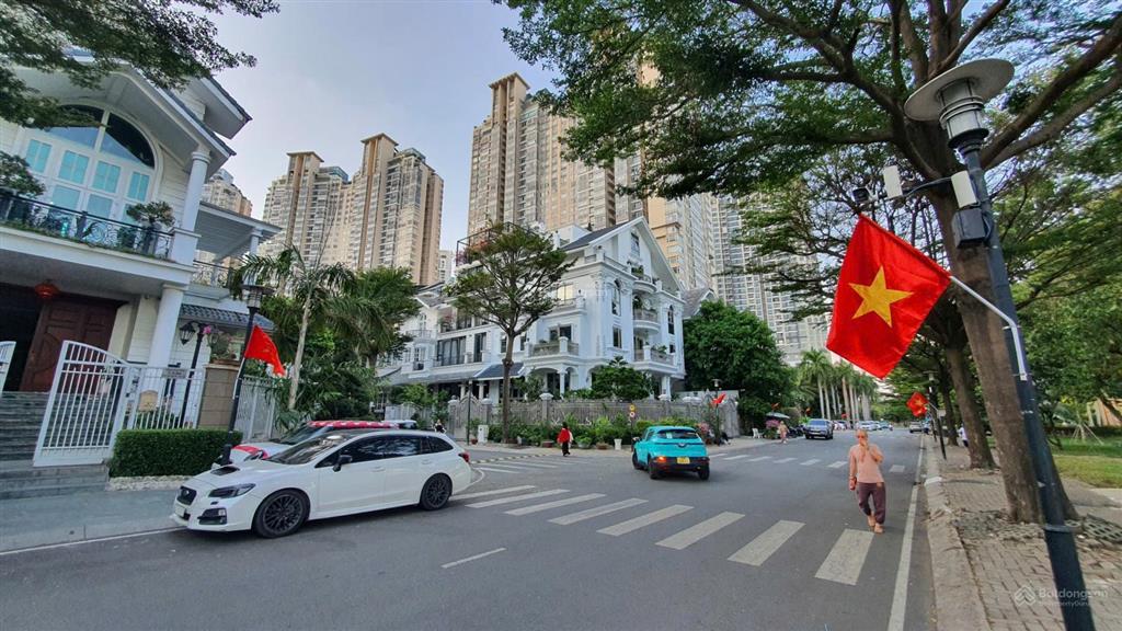 Biệt thự vip saigon pearl, dt 357 m2 (17x21), đẳng cấp thượng lưu,