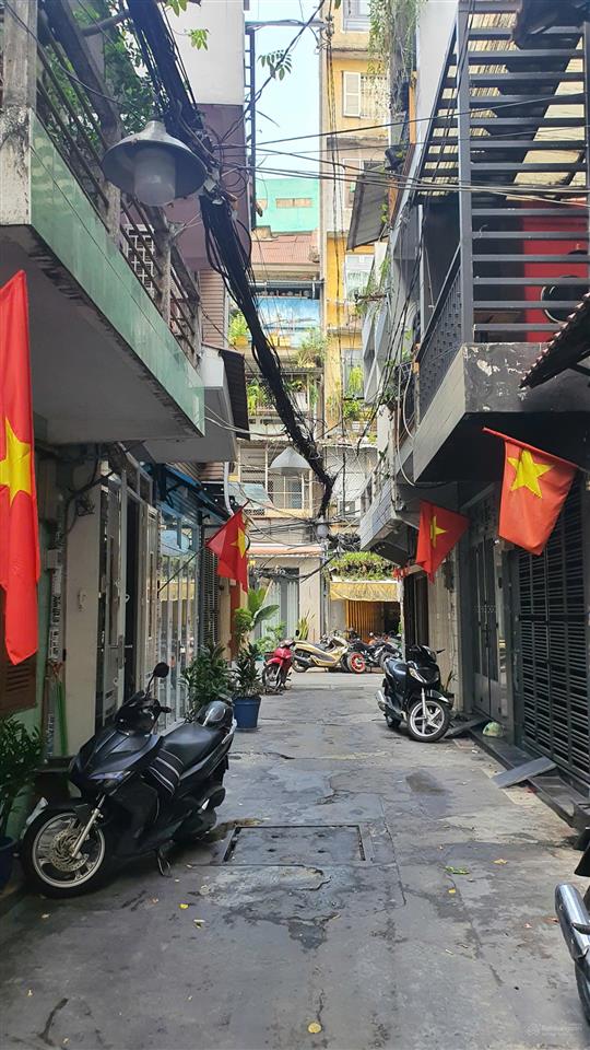 Hiếm bán q.3, nhà 4 tầng, hẻm xe hơi phạm ngọc thạch, cho thuê kinh doanh giá tốt.