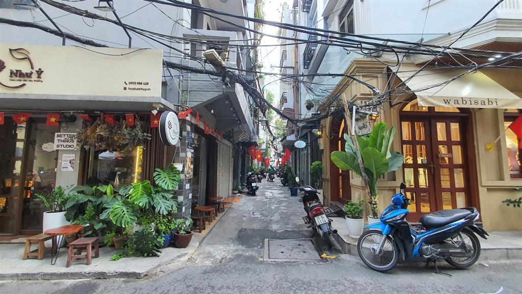 Hiếm bán q.3, nhà 4 tầng, hẻm xe hơi phạm ngọc thạch, cho thuê kinh doanh giá tốt.