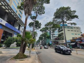 Biệt thự vip trần hưng đạo, dt 169 m2, ngang 8 m, 4 tầng, thang máy, gara 3 xe ôtô, giá tốt