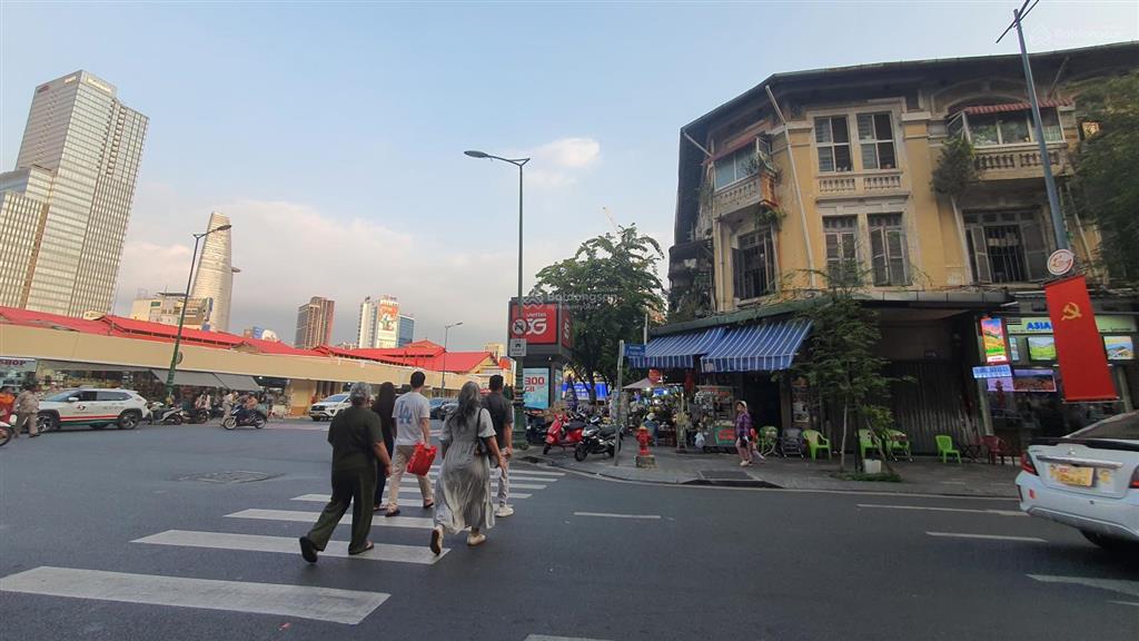 Lô đất cực hiếm đường lê thánh tôn, p. bến thành giá tốt