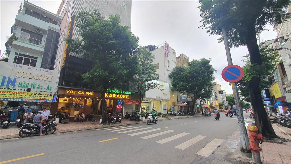 Nhà 3 tầng, dt 138 m2, rộng 9 m, hẻm xe hơi lê văn sỹ, giá cực tốt
