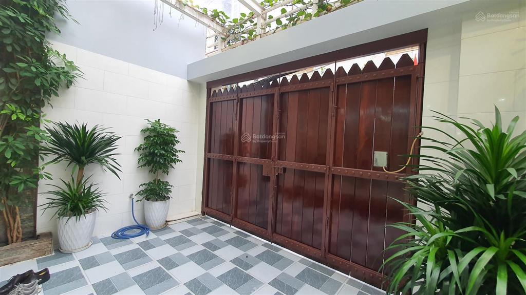 Vip trung tâm, nhà đẹp 6 tầng, thang máy, dt 90 m2 (6 x 15), dòng tiền mạnh, giá tốt