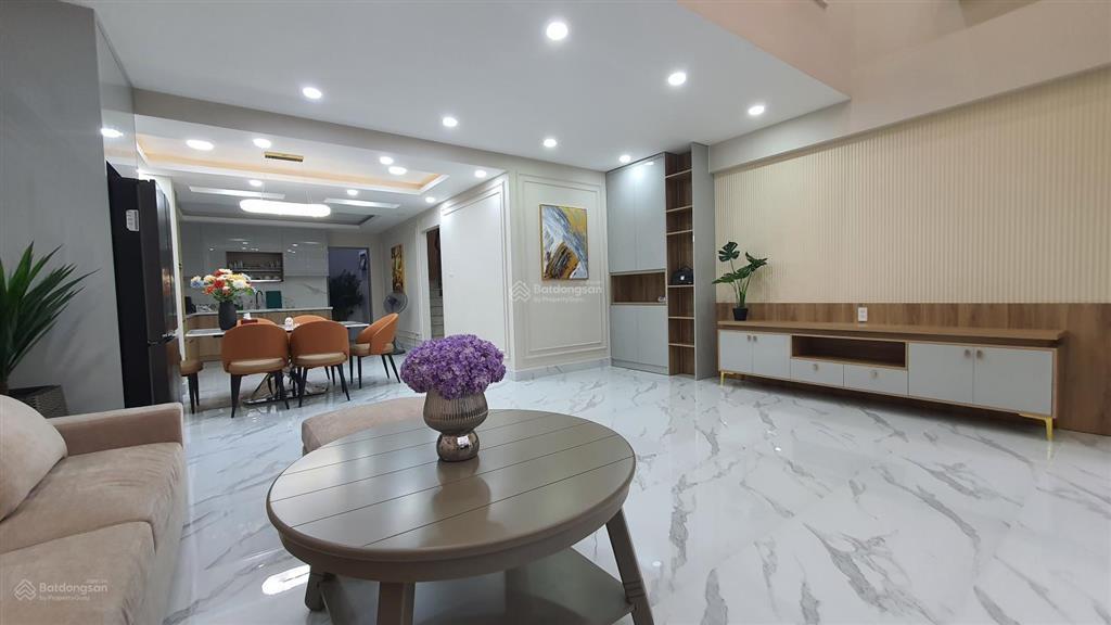 Vip trung tâm, nhà đẹp 6 tầng, thang máy, dt 90 m2 (6 x 15), dòng tiền mạnh, giá tốt