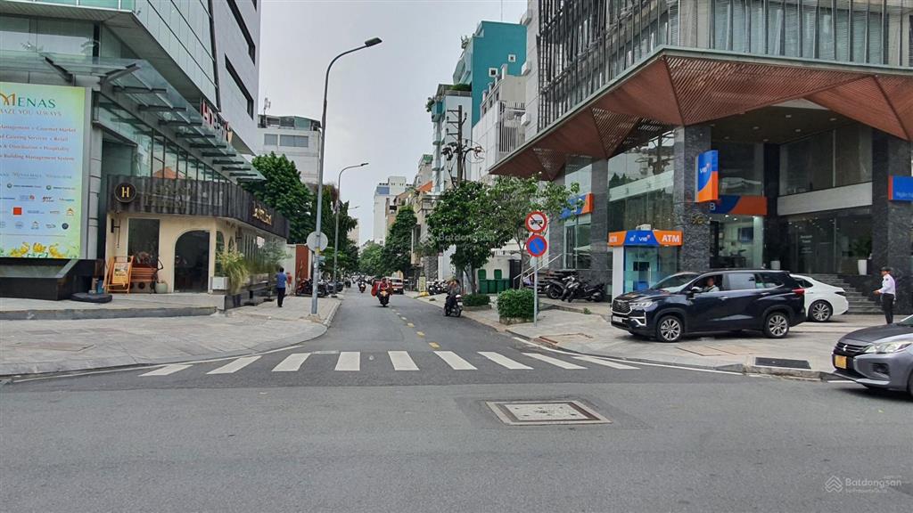 Siêu phẩm cao ốc vp, 16 tầng, góc 2 mặt tiền, trung tâm sài gòn