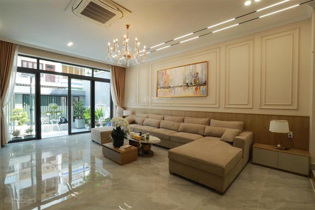 Vip q. 5. biệt thự cực đẹp, 4t, thang máy, dt 150 m2, ngang 8 m, giá tốt
