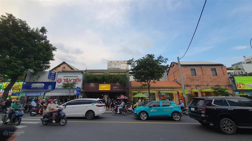 Vip sài gòn, nhà 7 tầng, có hầm, dt 108 m2, ngang gần 6 m, cho thuê 1.2 tỷ, giá tốt