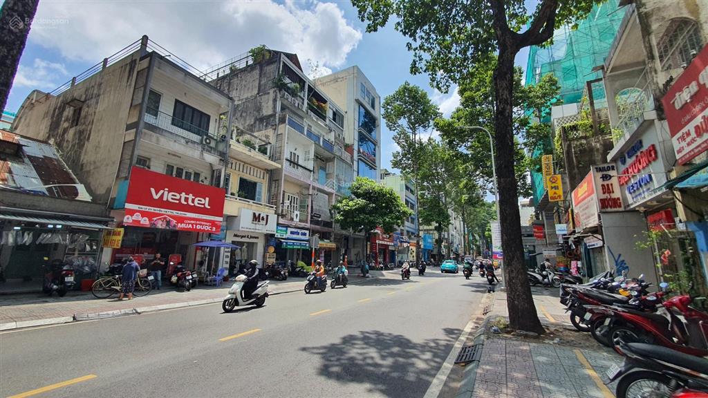 Nhà 2 tầng, mặt tiền kinh doanh, dt 148 m2, ngang bề thế, dòng tiền khủng