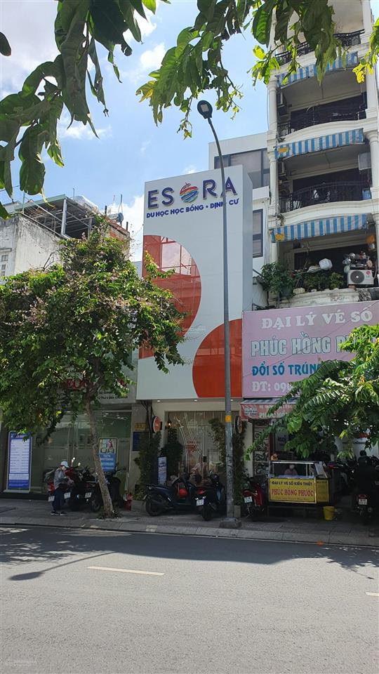 Mặt tiền q. 1, nhà 4 tầng, thang máy, dòng tiền 1 tỷ/năm, giá cực tốt