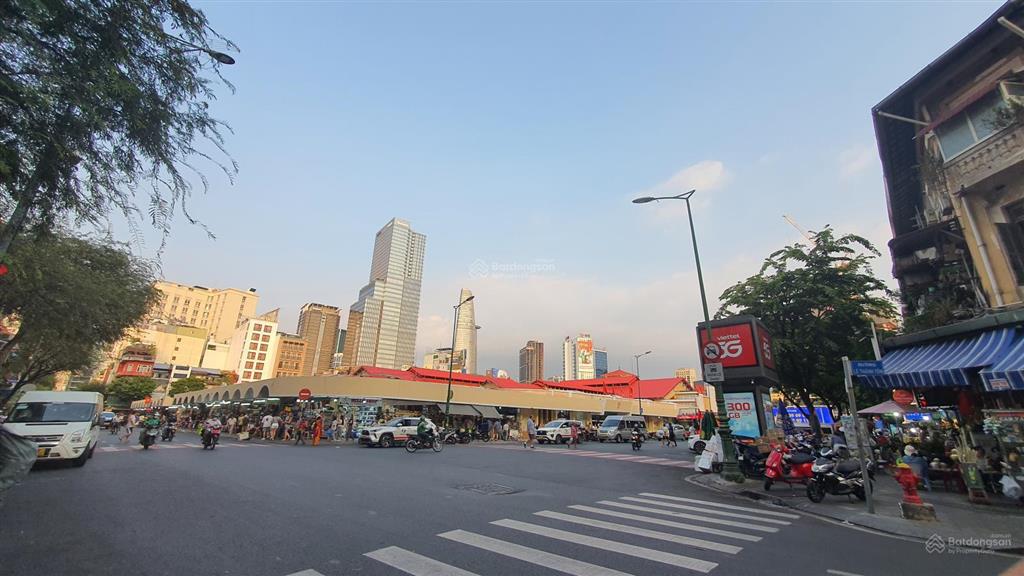 Lô đất cực hiếm đường lê thánh tôn, p. bến thành giá tốt
