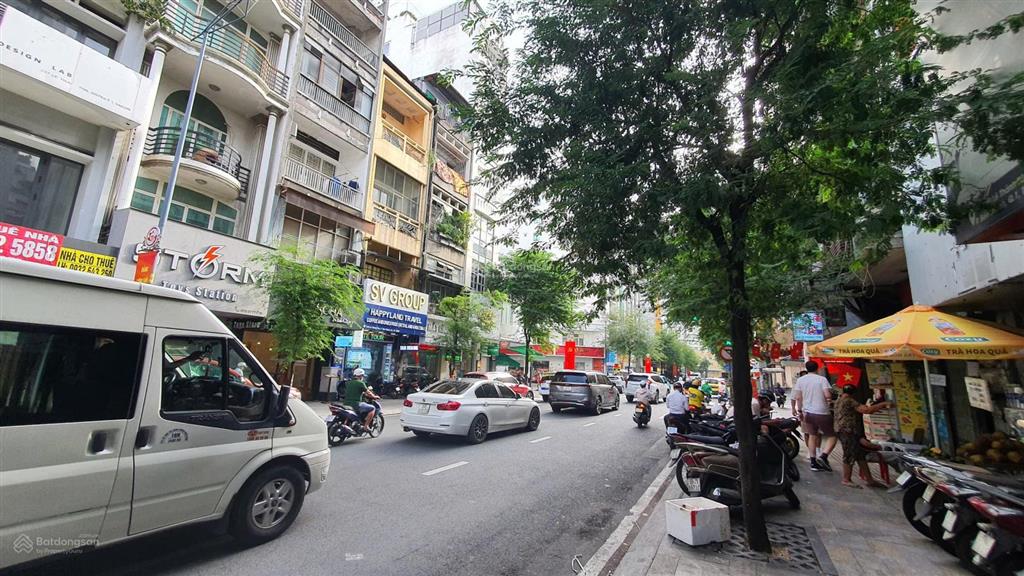 Lô đất cực hiếm đường lê thánh tôn, p. bến thành giá tốt