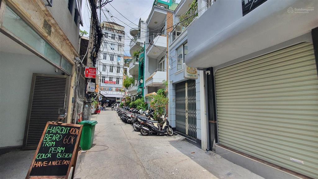 Nhà 5 tầng, dt 58.4 m2, 2 mặt thoáng, hẻm xe hơi thông, giá cực tốt