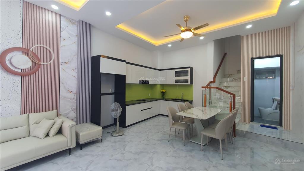 Nhà mới đẹp, 3t, ngang 5.1 m, 4 pn, hẻm ba gác, giá cực tốt