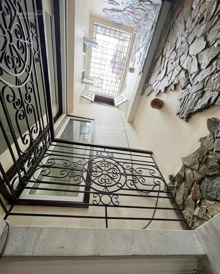 Nhà 4t, võ văn tần, dt 79 m2, ngang 7.2 m, khu tây ở đông, giá tốt