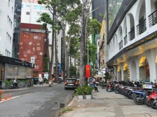 Vip bến thành, căn góc, 3 mt, ngang 5.25 m, hẻm thông, xe hơi tận nhà, giá tốt.