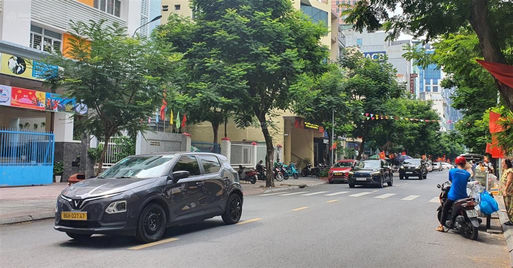 Nhà 4t, dt 60 m2, phó đức chính, p. bến thành, khai thác chdv, giá tốt