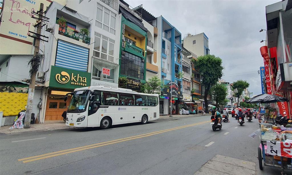 Nhà 4t, ngang bề thế 5.3 m, hẻm xe tải thông, kinh doanh cực đỉnh, giá tốt