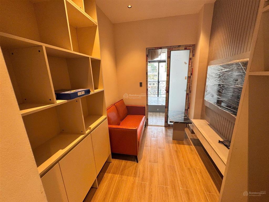 Vip nguyễn trãi, tòa chdv 7t, thang máy, có hầm, dt 4.8x23 m, dòng tiền khủng, giá tốt