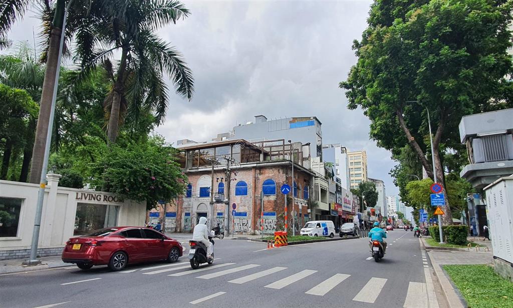 Hiếm bến nghé, nhà 5t mới cứng, ngang 4.65 m, nở hậu 8 m, khu tây ở, giá cực tốt