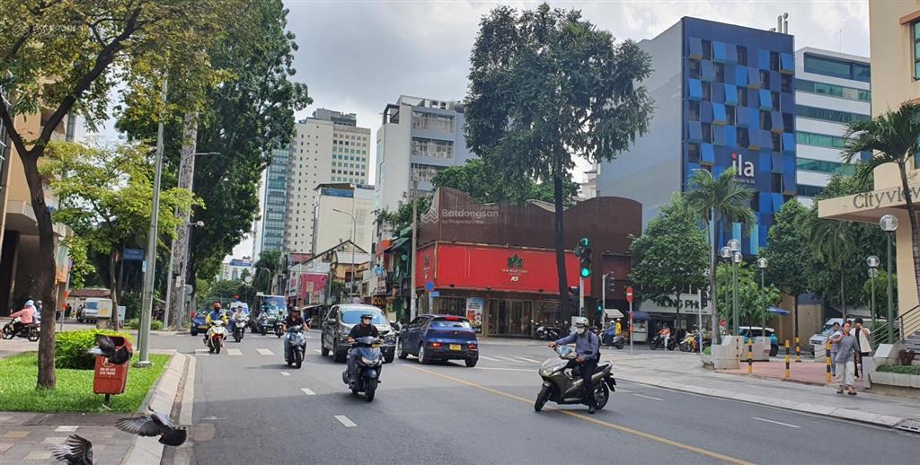 Hiếm bến nghé, nhà 5t mới cứng, ngang 4.65 m, nở hậu 8 m, khu tây ở, giá cực tốt
