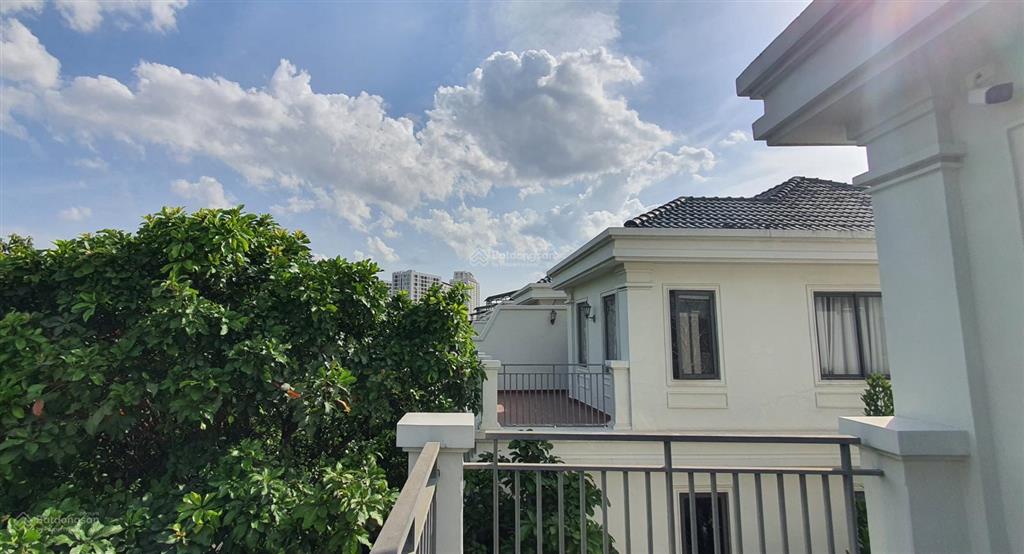 Biệt thự vip lakeview city, view sông, dt 194 m2, ngang 9 m, 3 mặt thoáng, hiếm, giá tốt
