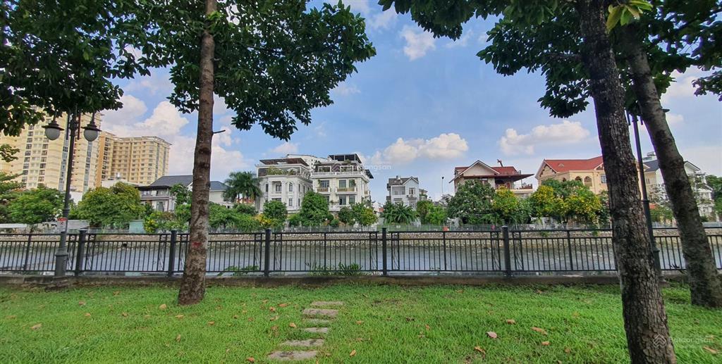 Biệt thự vip lakeview city, view sông, dt 194 m2, ngang 9 m, 3 mặt thoáng, hiếm, giá tốt