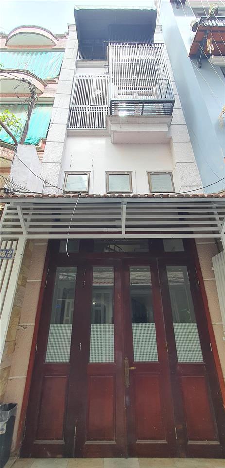 Nhà 4t, trần đình xu, trung tâm q.1, khu tây ở, dòng tiền mạnh, giá tốt.