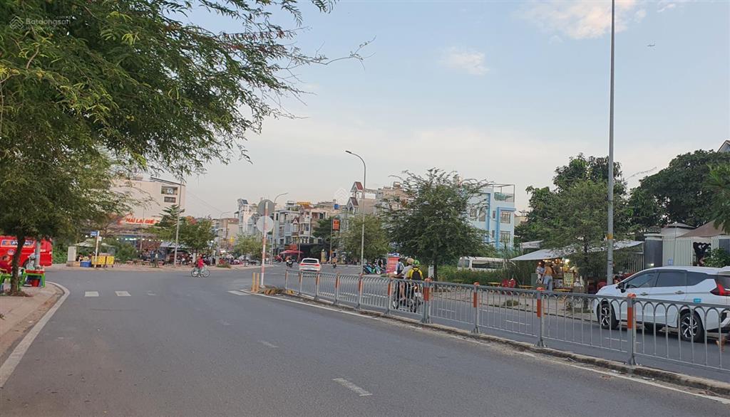 Hiếm p. an lạc, nhà 4 tầng, 2 mặt tiền xe hơi, giá cực tốt