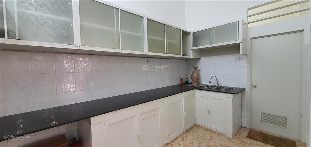 Hiếm q3, nhà 4t, ngang 4.8m, 5 pn, nở hậu tài lộc, giá cực tốt