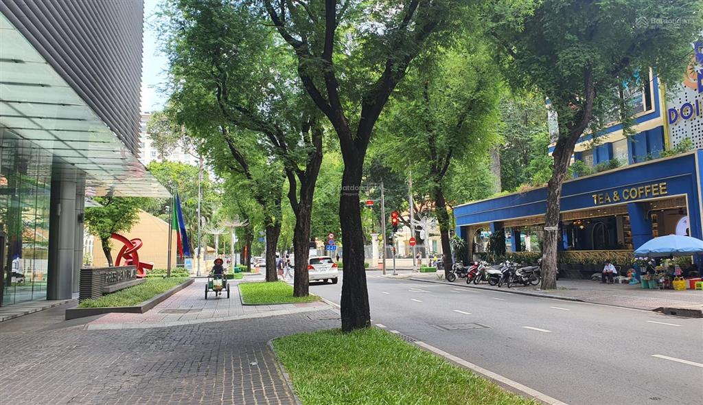 Siêu vị trí, tòa nhà mặt tiền nguyễn du, 5 tầng, có hầm, sát bên dinh độc lập, dòng tiền mạnh