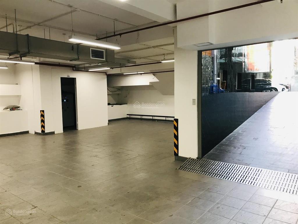 Siêu vị trí, tòa nhà mặt tiền nguyễn du, 5 tầng, có hầm, sát bên dinh độc lập, dòng tiền mạnh