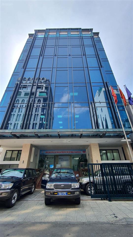 Vip p. tân định! nhà mặt tiền thạch thị thanh, ngang 6 m, giá tốt